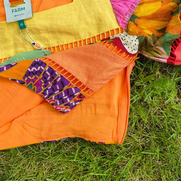 FARM Rio Rainbow Mixed Prints Tiered Linen Blend Crop Top Womens Size XS Orange - Picture 9 of 11